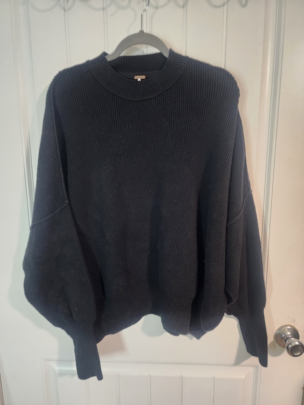 Free People Men's Black Ribbed Crew Sweater